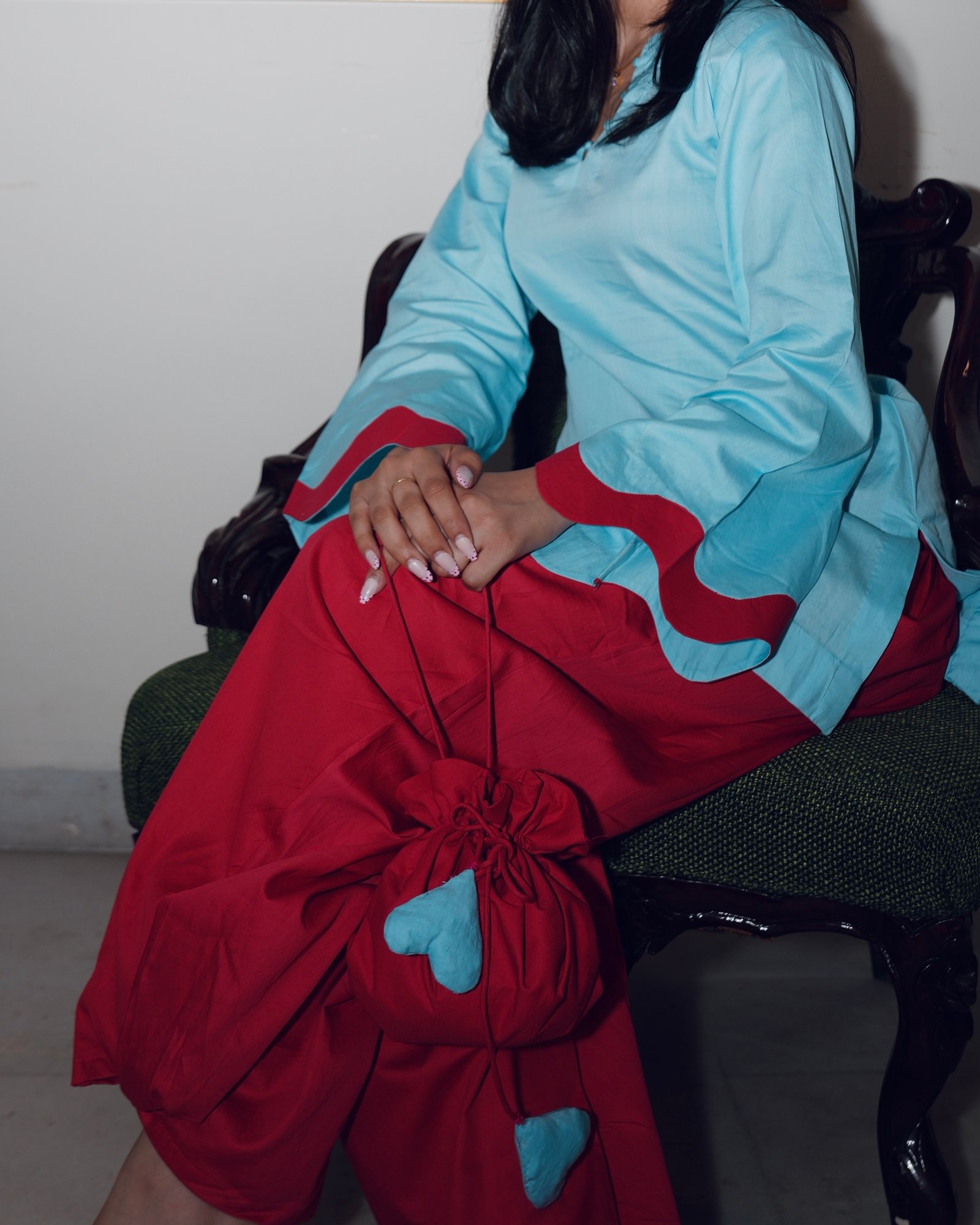 Neeli Mirchi